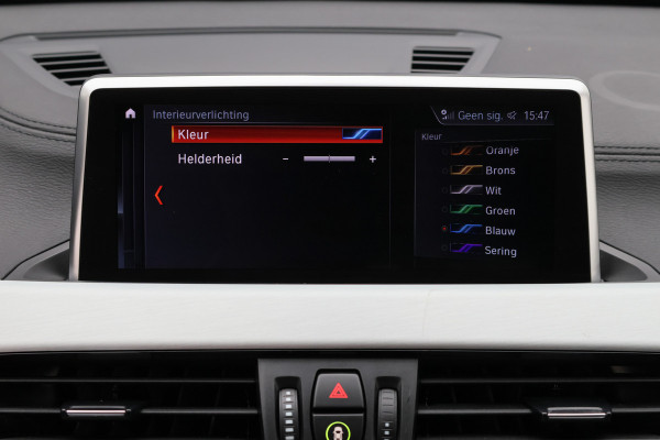 BMW X1 xDrive25e High Executive Leer, Panoramadak, Cruise, Navigatie, Bluetooth, LED, PDC, 18''