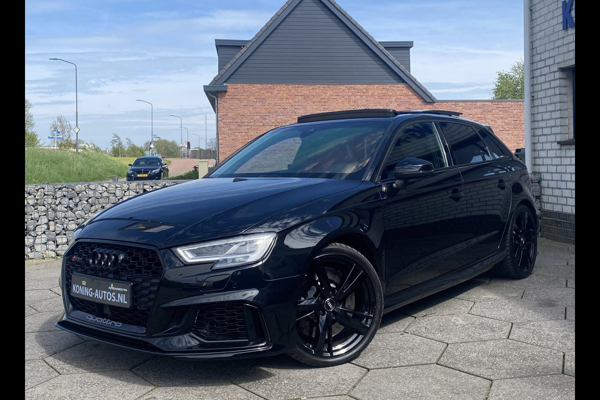 Audi RS 3 SPORTBACK 2.5 TFSI RS 3 quattro / Virtual/ RS seats/ B&O/ Sfeer/ Pano/ Matrix/ Privacy/ Keyless/ Carplay