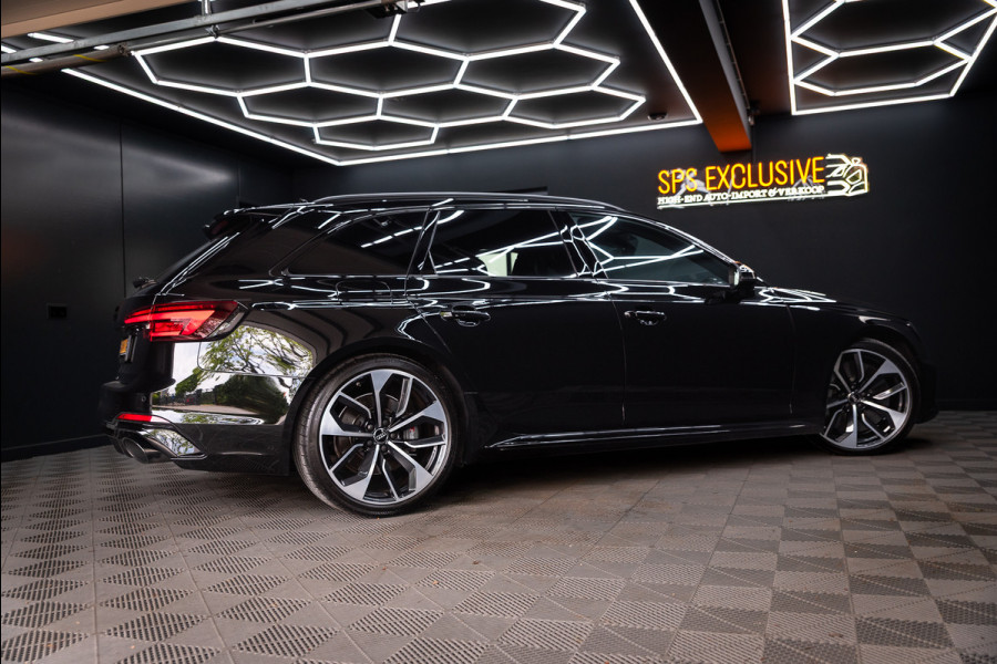 Audi A4 Avant 2.9 TFSI RS 4 quattro / Keramisch / RS Dynamic / B&O / Matrix / Keyless /