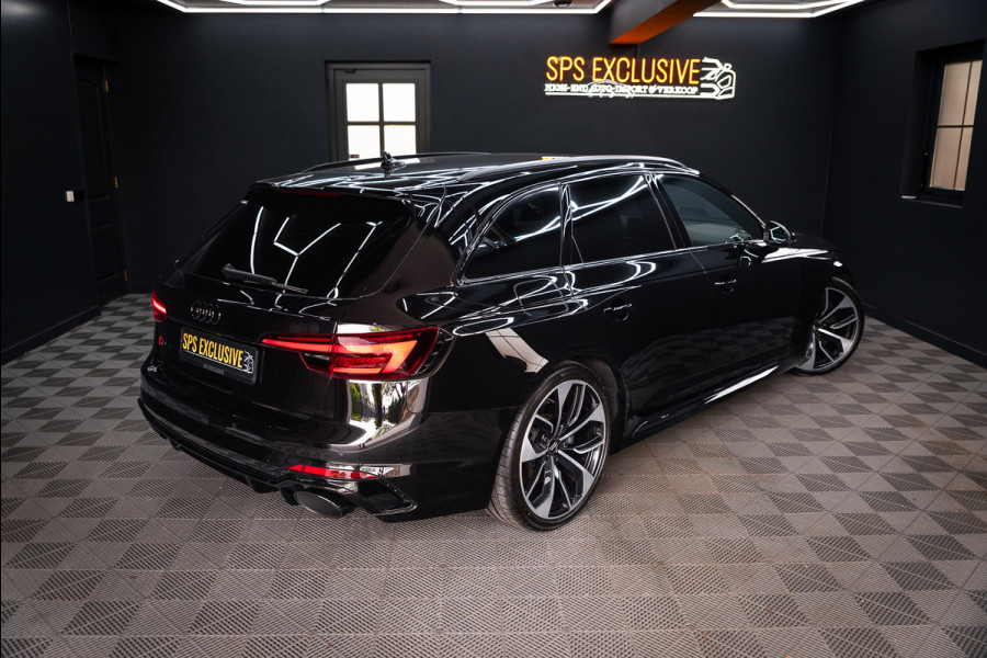 Audi A4 Avant 2.9 TFSI RS 4 quattro / Keramisch / RS Dynamic / B&O / Matrix / Keyless /