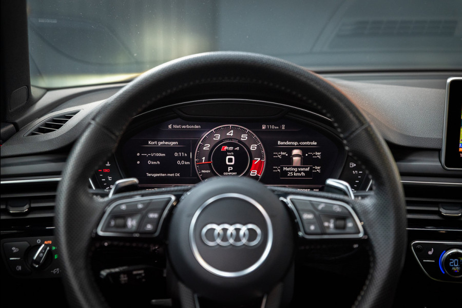 Audi A4 Avant 2.9 TFSI RS 4 quattro / Keramisch / RS Dynamic / B&O / Matrix / Keyless /