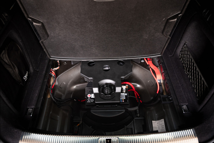 Audi A4 Avant 2.9 TFSI RS 4 quattro / Keramisch / RS Dynamic / B&O / Matrix / Keyless /