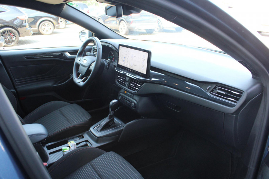Ford FOCUS Wagon 1.0 EcoBoost Hybrid ST-Line | Trekhaak | Camera | Navigatie | Cruise Control | Climate Control |