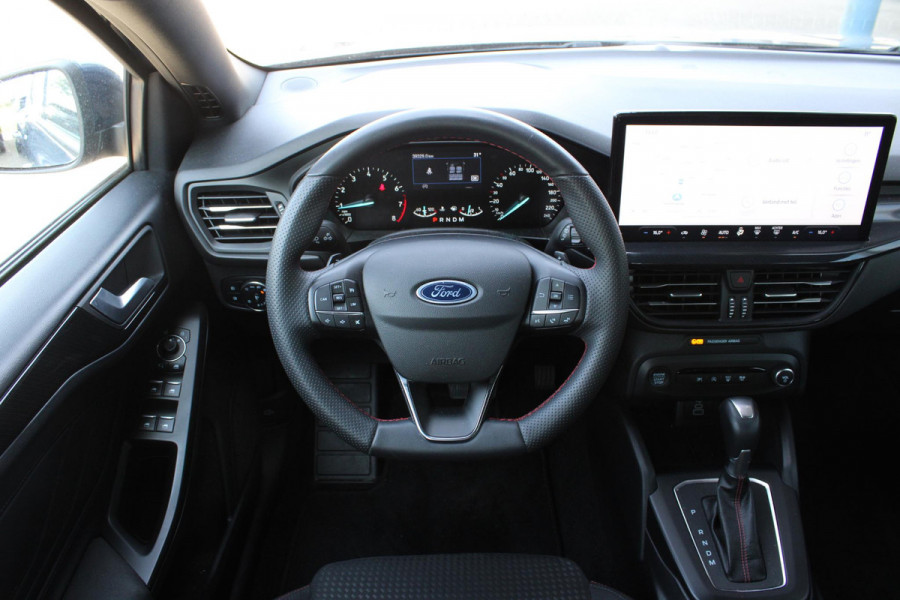 Ford FOCUS Wagon 1.0 EcoBoost Hybrid ST-Line | Trekhaak | Camera | Navigatie | Cruise Control | Climate Control |