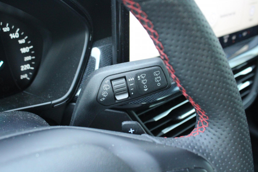Ford FOCUS Wagon 1.0 EcoBoost Hybrid ST-Line | Trekhaak | Camera | Navigatie | Cruise Control | Climate Control |