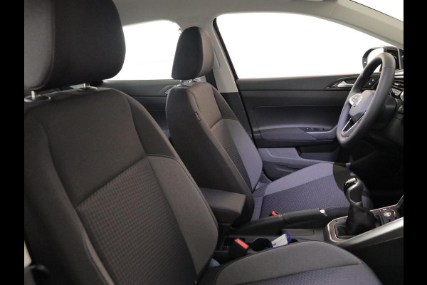 Volkswagen Taigo Life Edition 1.0 TSI 95 PK 5 versn. Hand | Climatronic | Trekhaak | Stoelverwarming | Camera |