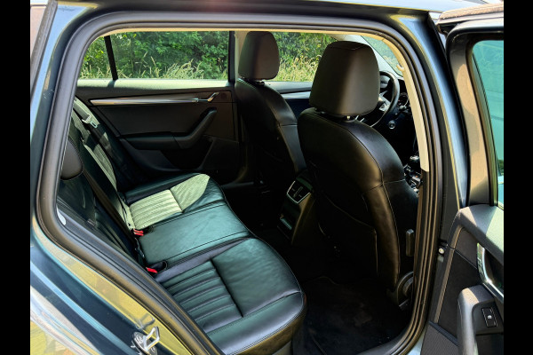 Škoda Octavia Combi 1.0 TSI Greentech Style Business | Lederbekleding + Canton + Automaat Nu € 8.975,-!!!