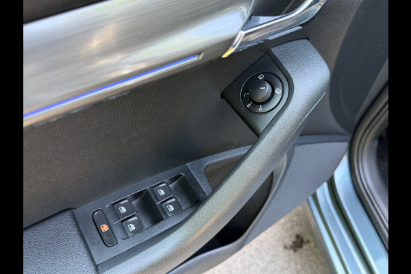 Škoda Octavia Combi 1.0 TSI Greentech Style Business | Lederbekleding + Canton + Automaat Nu € 8.975,-!!!
