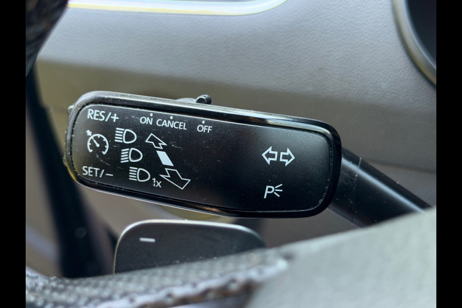 Škoda Octavia Combi 1.0 TSI Greentech Style Business | Lederbekleding + Canton + Automaat Nu € 8.975,-!!!