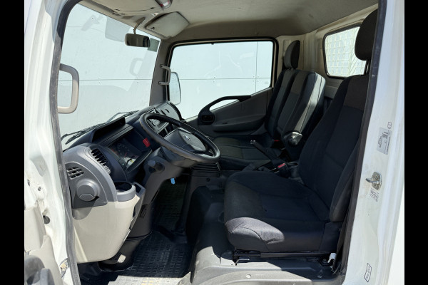 Nissan NT400 130PK 3.0 Kipper 3L Dubbellucht 3.5t Trekhaak Airco Benne Tipper