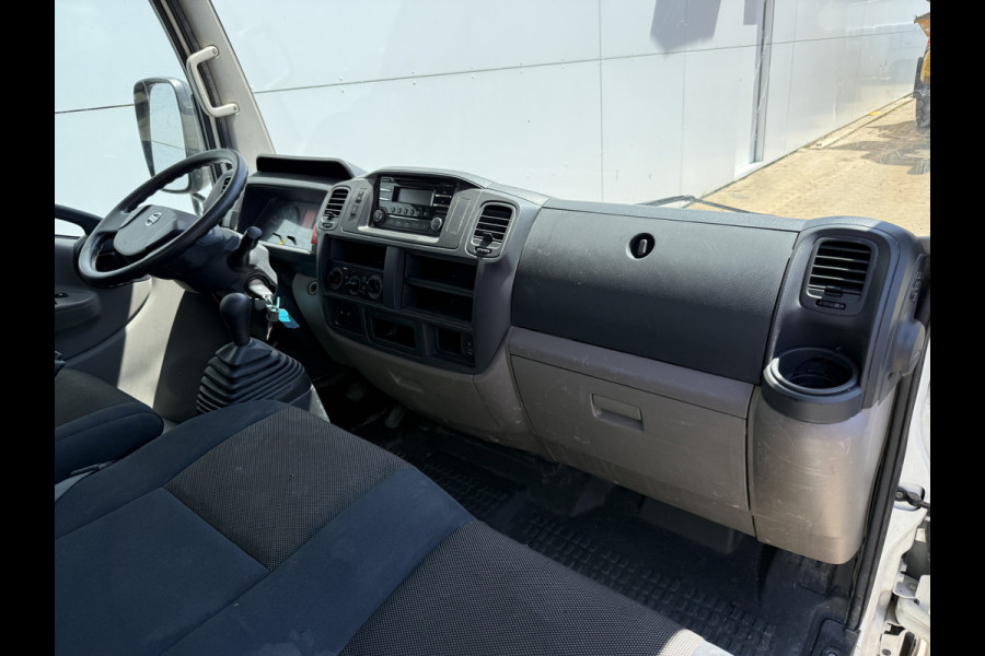 Nissan NT400 130PK 3.0 Kipper 3L Dubbellucht 3.5t Trekhaak Airco Benne Tipper