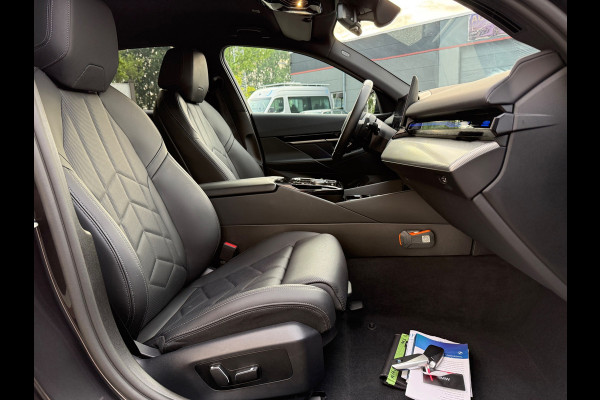 BMW 5 Serie 530e PHEV 09-2024 M-SPORT LEDER SFEER CAMERA NAP 1-EIG LUXE