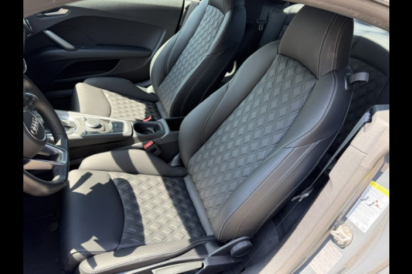 Audi TT 40 TFSI Pro Line Plus S-Tronic/Autom.,Leder int,Virtueel/ Navigatie,stoelverwarming,parkeersensoren,