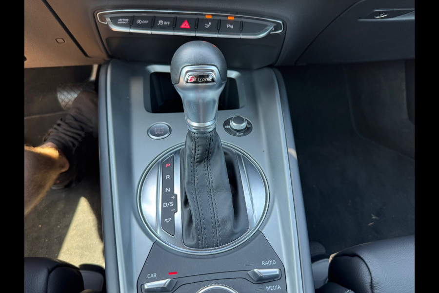 Audi TT 40 TFSI Pro Line Plus S-Tronic/Autom.,Leder int,Virtueel/ Navigatie,stoelverwarming,parkeersensoren,