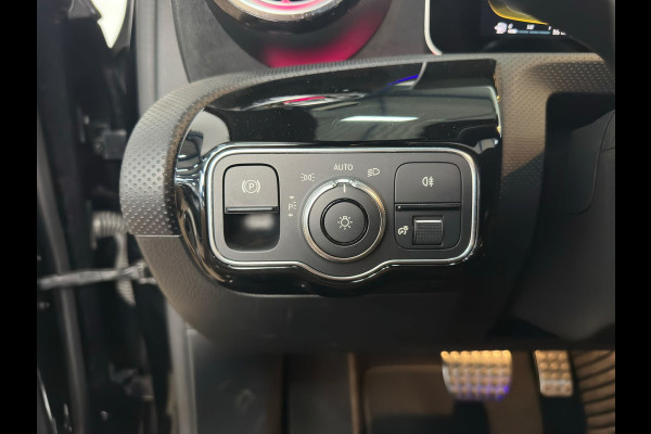 Mercedes-Benz A-Klasse AMG 35 4MATIC Edition 1|PANO|SFEER|INRUIL MOGELIJK