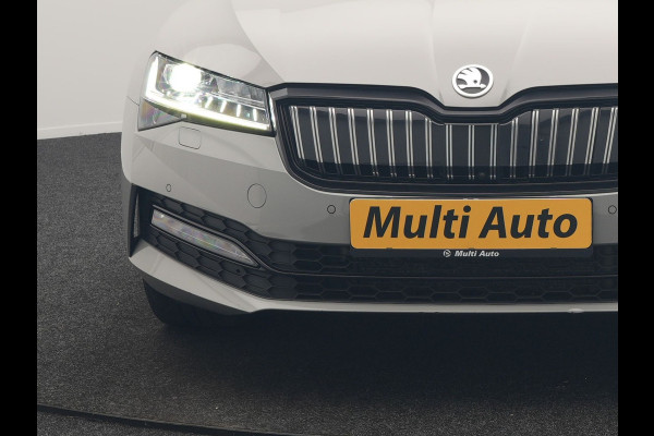 Škoda Superb Combi 1.4 TSI iV Sportline Business PHEV 218pk Dealer O.H. | Trekhaak Af Fabriek | Panodak | Adaptive Cruise | Canton Audio | 360 Camera | Alcantara Sportstoelen Memory & Verwarmd | Sfeerverlichting | Blis | Keyless | Plug In Hybrid |