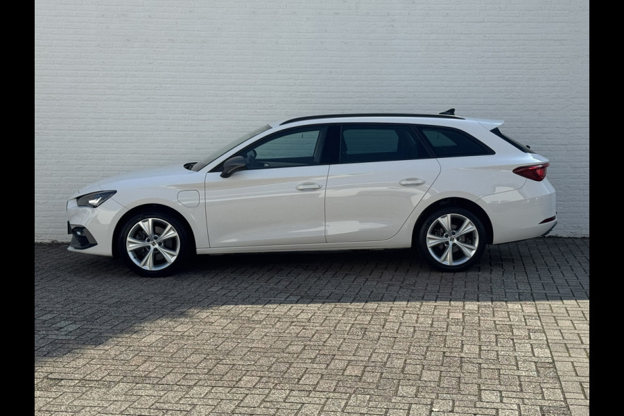 Seat Leon Sportstourer 1.4 TSI eHybrid PHEV FR Trekhaak Navi Carplay Camera Stoelverw Clima Cruise