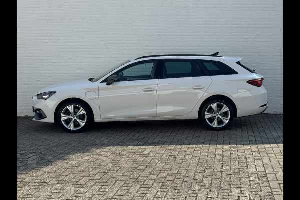 Seat Leon Sportstourer 1.4 TSI eHybrid PHEV FR Trekhaak Navi Carplay Camera Stoelverw Clima Cruise