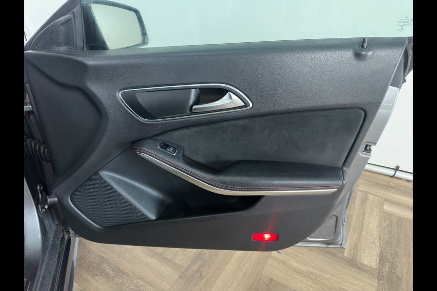 Mercedes-Benz CLA-Klasse 180 Business Solution AMG|PANO|AMG PAKKET|AUTOMAAT
