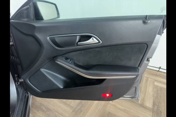 Mercedes-Benz CLA-Klasse 180 Business Solution AMG|PANO|AMG PAKKET|AUTOMAAT