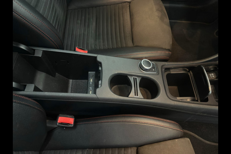 Mercedes-Benz CLA-Klasse 180 Business Solution AMG|PANO|AMG PAKKET|AUTOMAAT