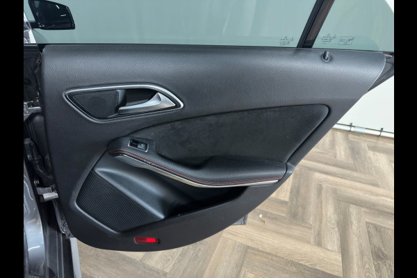 Mercedes-Benz CLA-Klasse 180 Business Solution AMG|PANO|AMG PAKKET|AUTOMAAT