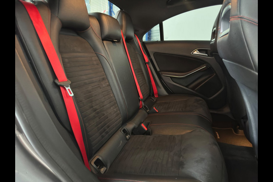 Mercedes-Benz CLA-Klasse 180 Business Solution AMG|PANO|AMG PAKKET|AUTOMAAT