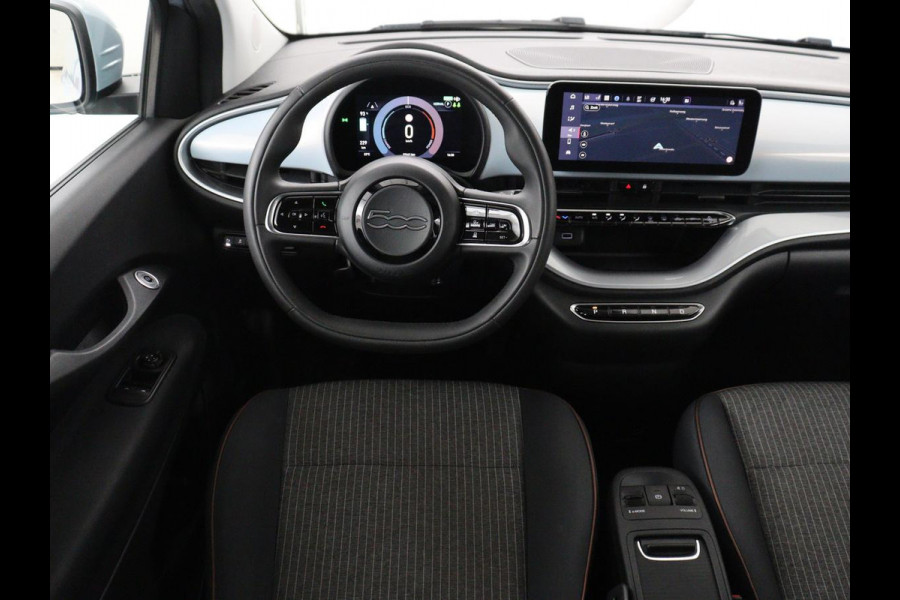 Fiat 500 Cabrio Icon 42 kWh | SOH 90,5 | 3 Fase | Adaptive cruise | Camera | Carplay | DAB | Climate control | Stoelverwarming | Navi. Full map |