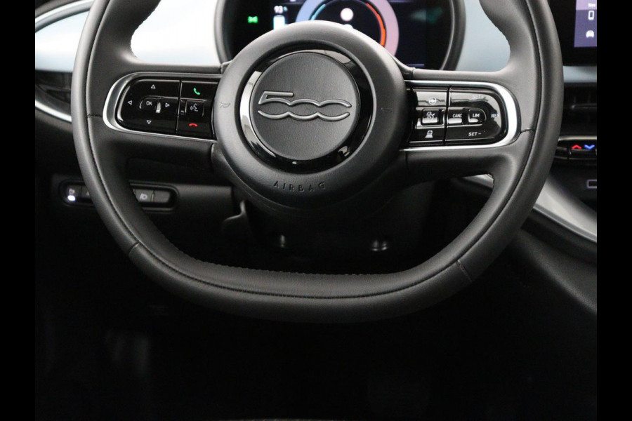 Fiat 500 Cabrio Icon 42 kWh | SOH 90,5 | 3 Fase | Adaptive cruise | Camera | Carplay | DAB | Climate control | Stoelverwarming | Navi. Full map |