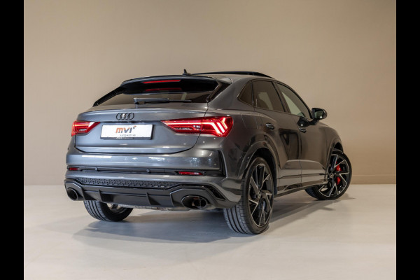 Audi Q3 Sportback TFSI RS / 400pk / Panorama dak / Keramische remschijven / RS Sportuitlaat /