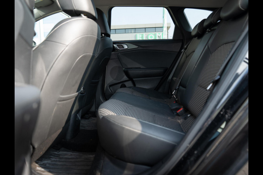 Kia Ceed Sportswagon 1.5 T-GDi DynamicPlusLine | Navigatie | Stoel en stuurverwarming |