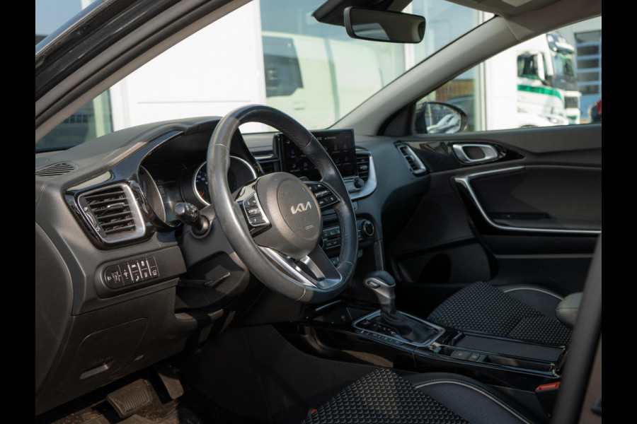 Kia Ceed Sportswagon 1.5 T-GDi DynamicPlusLine | Navigatie | Stoel en stuurverwarming |