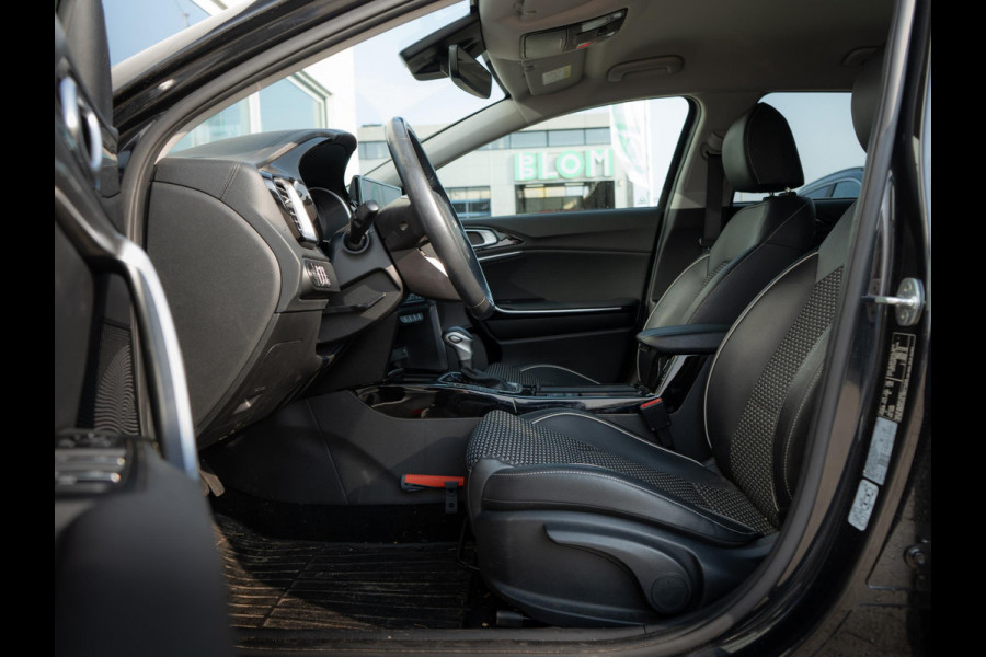 Kia Ceed Sportswagon 1.5 T-GDi DynamicPlusLine | Navigatie | Stoel en stuurverwarming |