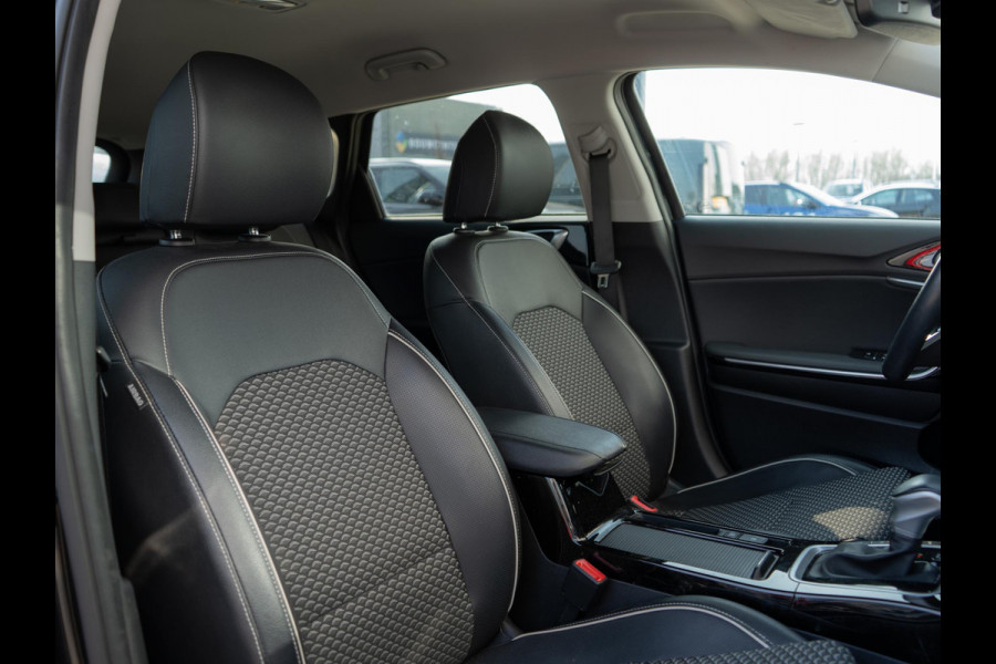 Kia Ceed Sportswagon 1.5 T-GDi DynamicPlusLine | Navigatie | Stoel en stuurverwarming |