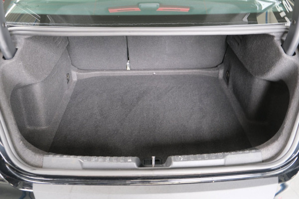 Audi A3 Limousine 30 TFSI Pro Line Automaat - N.A.P. Airco, Cruise, Virtual display, Carplay.