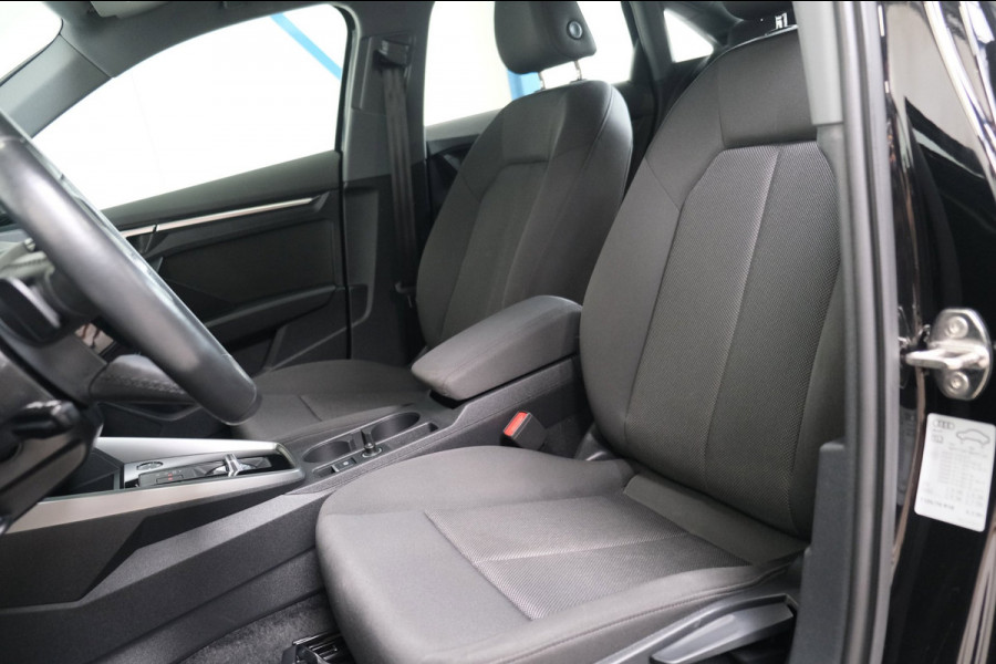 Audi A3 Limousine 30 TFSI Pro Line Automaat - N.A.P. Airco, Cruise, Virtual display, Carplay.