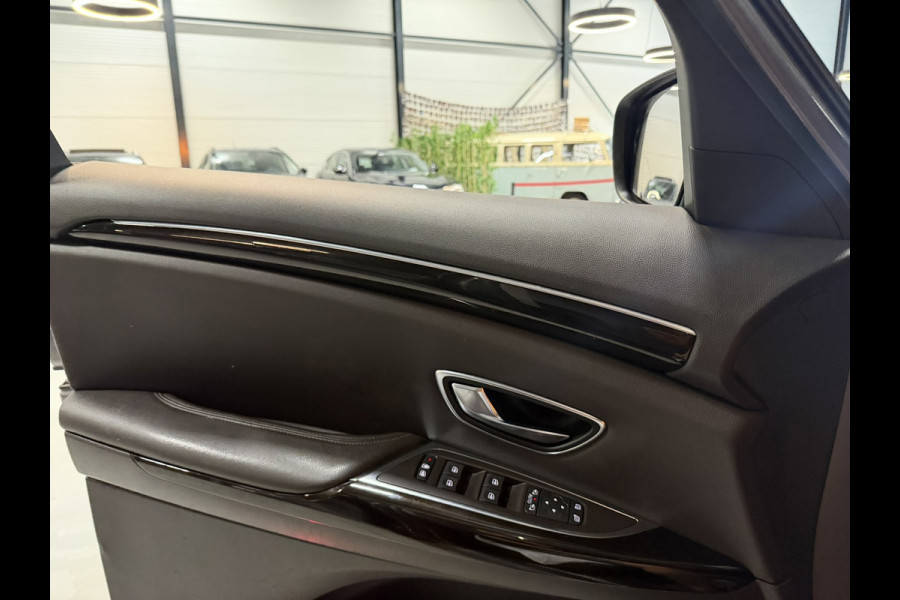 Renault Espace 1.8 TCe Initiale Paris 7P.|Trekhaak|Pano|Carplay|Head-Up|Adaptieve Cruise|Camera|Lane Assist|Leder|Rijklaar