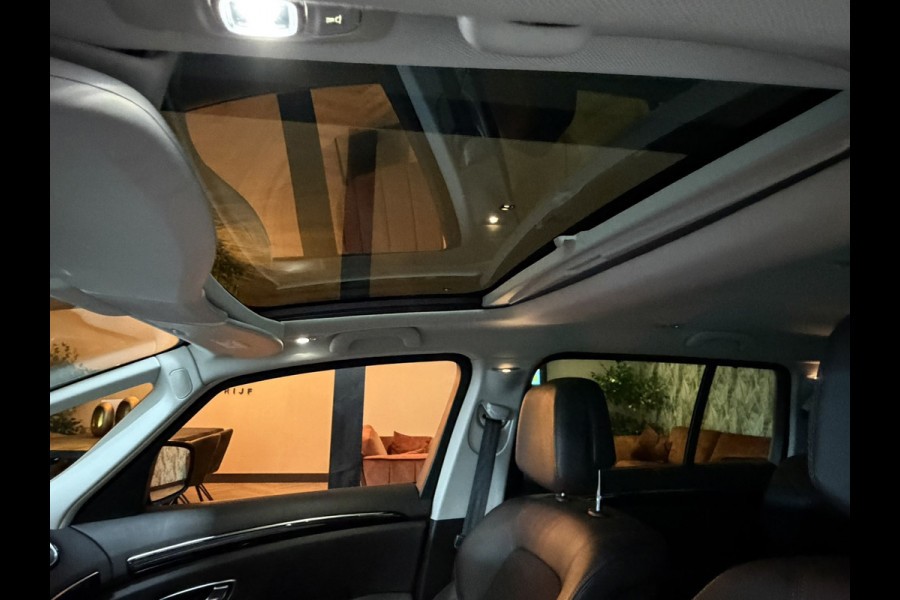 Renault Espace 1.8 TCe Initiale Paris 7P.|Trekhaak|Pano|Carplay|Head-Up|Adaptieve Cruise|Camera|Lane Assist|Leder|Rijklaar