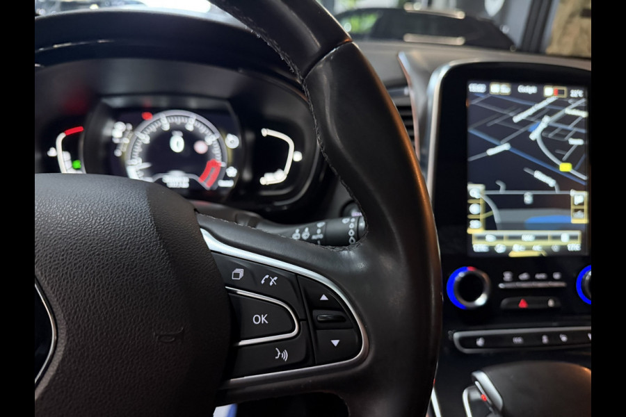 Renault Espace 1.8 TCe Initiale Paris 7P.|Trekhaak|Pano|Carplay|Head-Up|Adaptieve Cruise|Camera|Lane Assist|Leder|Rijklaar