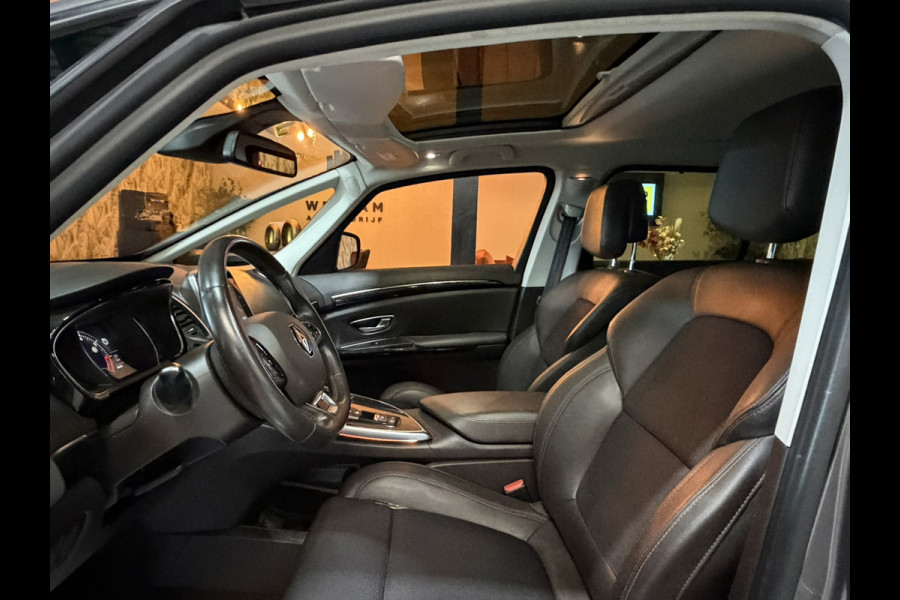 Renault Espace 1.8 TCe Initiale Paris 7P.|Trekhaak|Pano|Carplay|Head-Up|Adaptieve Cruise|Camera|Lane Assist|Leder|Rijklaar
