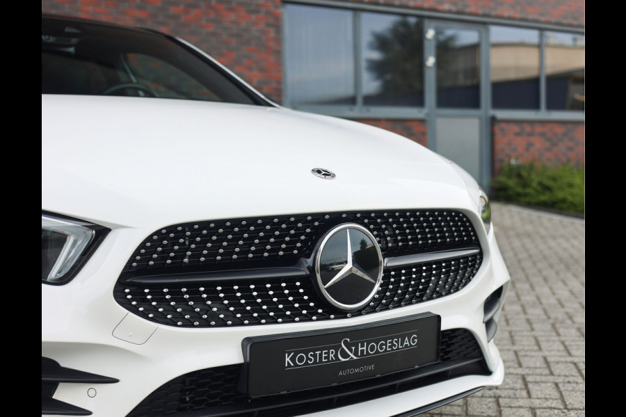 Mercedes-Benz A-Klasse 250 e AMG Line | Pano - Camera - ACC