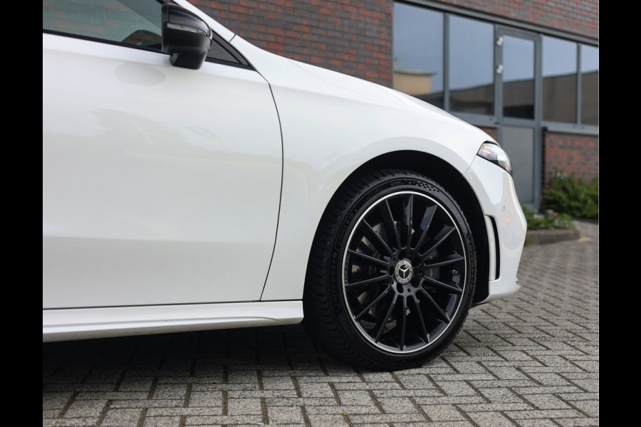 Mercedes-Benz A-Klasse 250 e AMG Line | Pano - Camera - ACC