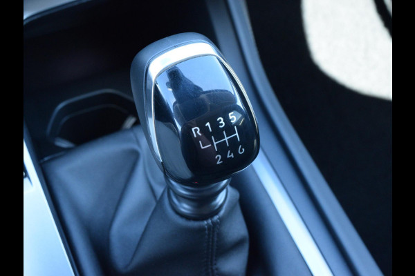 Peugeot 308 SW 1.2 PureTech Allure Pack Business | 130 PK | TREKHAAK | AGR STOEL | VERWARMDE STOELEN | ADAPTIVE CRUISE CONTROL | NAVI | CARPLAY | 50.922 KM