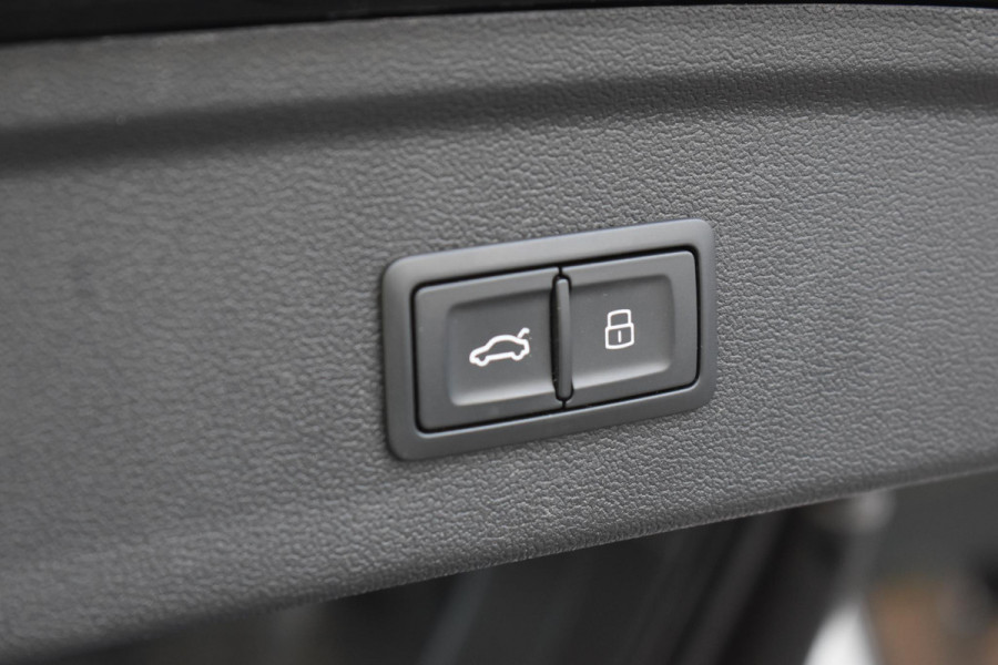 Audi A3 Sportback 2.5 TFSI RS 3 quattro HUD Pano Massage Keyless B&O Lane