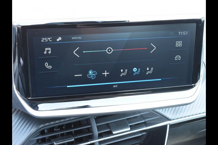 Peugeot 208 1.2 Hybrid 110 e-DCS6 Style | AIRCO | CRUISE CONTROL | APPLE CARPLAY | PARKEERSENSOREN |