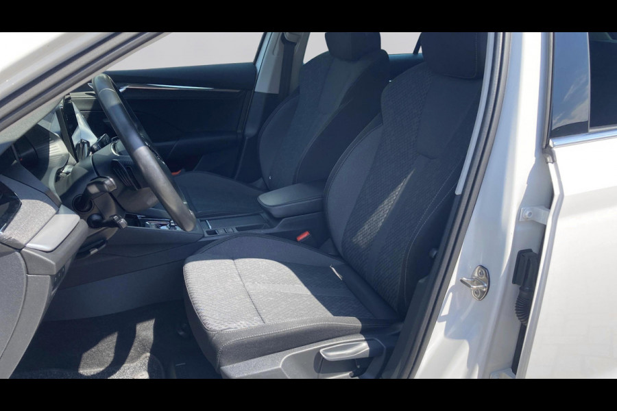 Škoda Octavia Combi 1.0 e-TSI DSG 110pk Business Edition Plus | Camera | Stoelverwarming | Side assist | Acc