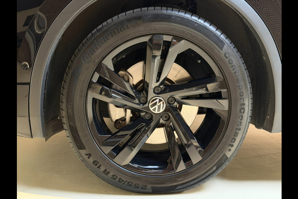 Volkswagen Tiguan 1.4 TSI Business R-LINE |Pano|Matrix|Keyless|Blindspot|
