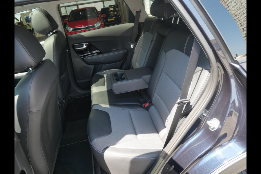 Kia e-Niro DynamicPlusLine 64 kWh | SOH 95,6 | Schuif/kanteldak | stoel/stuurverwarming |