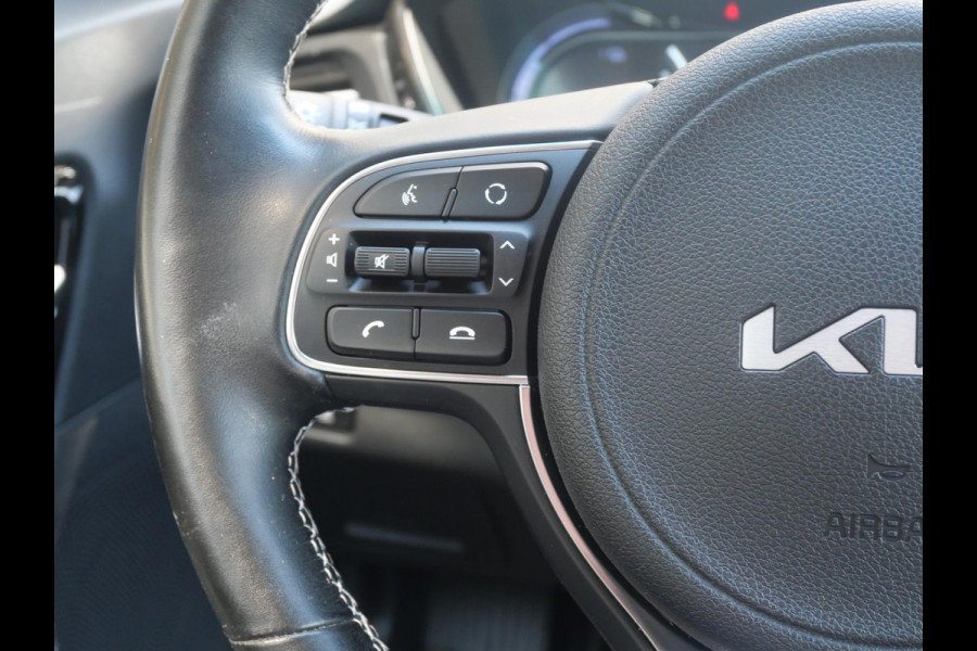 Kia e-Niro DynamicPlusLine 64 kWh | SOH 95,6 | Schuif/kanteldak | stoel/stuurverwarming |