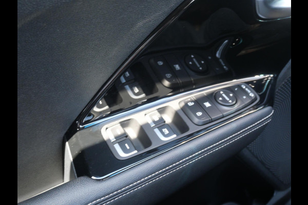 Kia e-Niro DynamicPlusLine 64 kWh | SOH 95,6 | Schuif/kanteldak | stoel/stuurverwarming |